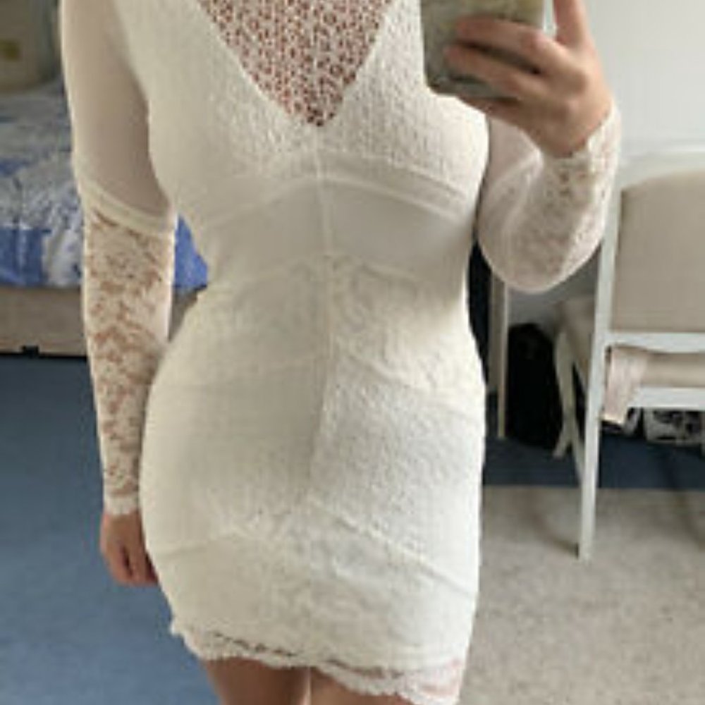Off White Patchwork Lace Long Sleeve Bodycon Dress - image 8